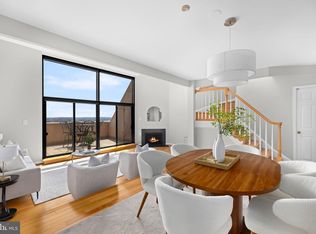 Woodbury Heights Condo, Arlington, VA 22201