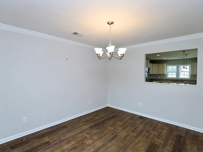 3680 Moseley Dr — Photo 15