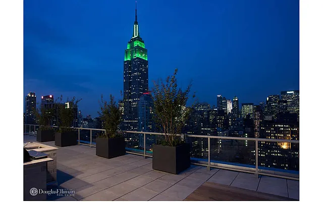 Sold by Douglas Elliman | media 14