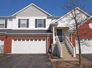 2612 Christie Dr, Algonquin, IL 60102