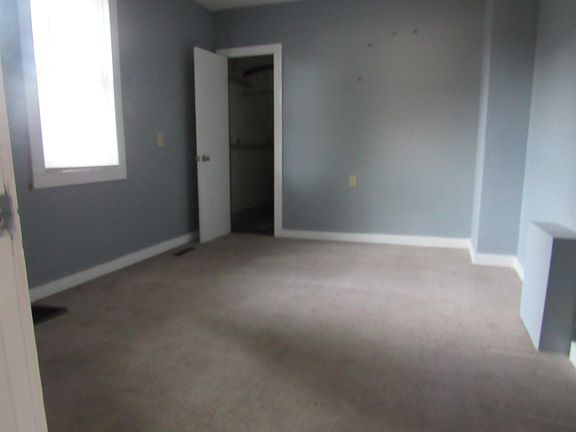 3rd image of 223 N 10th St #B