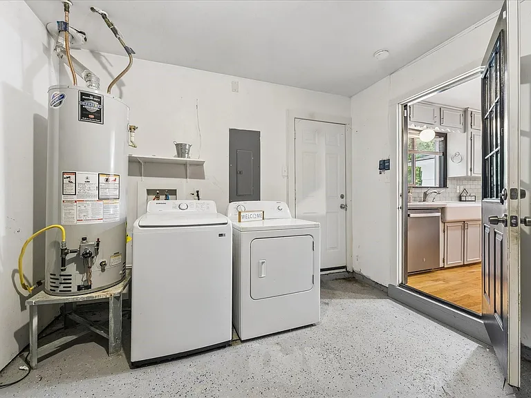 5242 Beechnut St — Photo 25