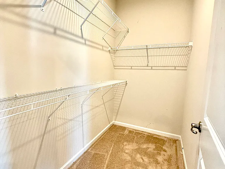 5044 Patton Dr — Photo 11