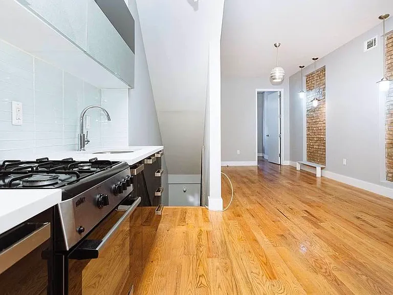 456 Madison St #1L — Photo 1
