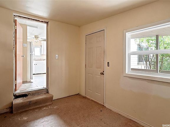 4th image of 79 Spruce STREET