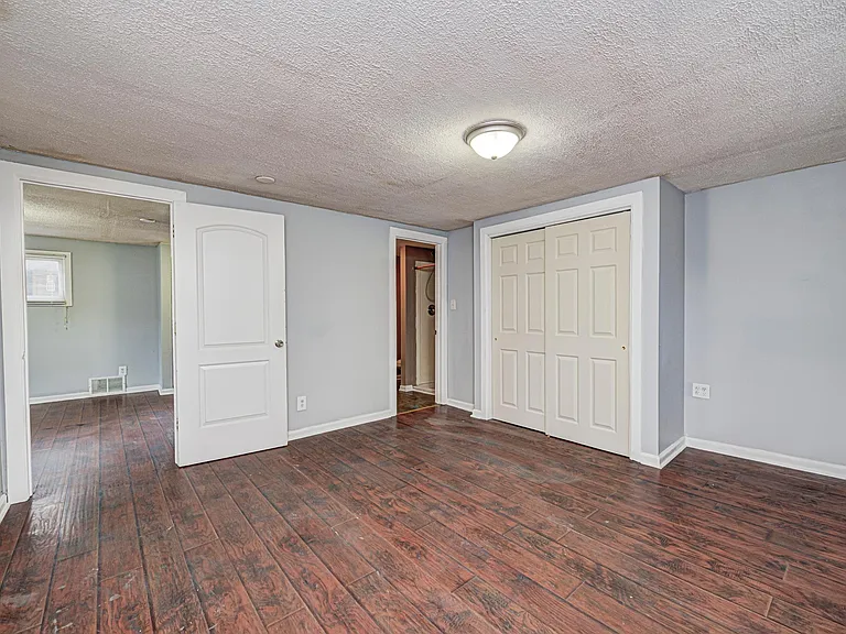 3232 S Emerson Ave #4 — Photo 7