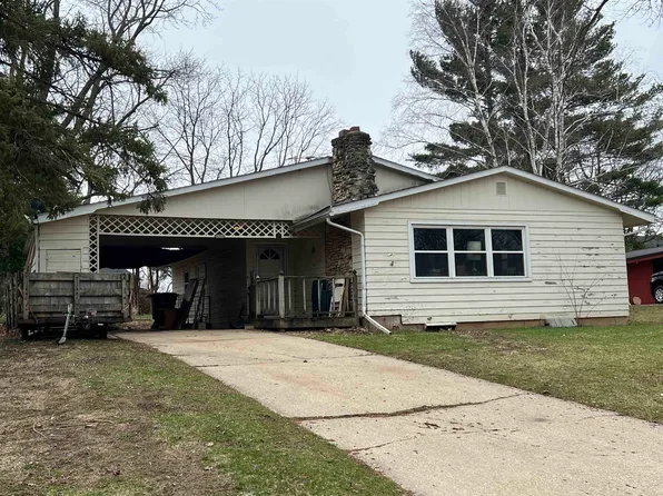 305 Gifford St, Orfordville, WI 53576