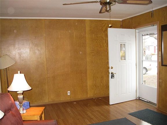 2nd image of 2344 Saint Peter St