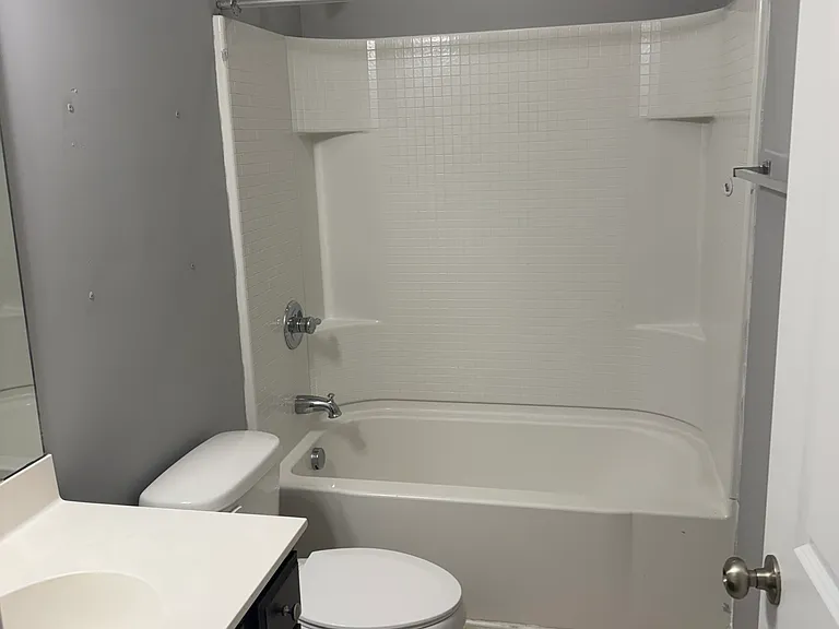 2047 Chilhowee Dr — Photo 18