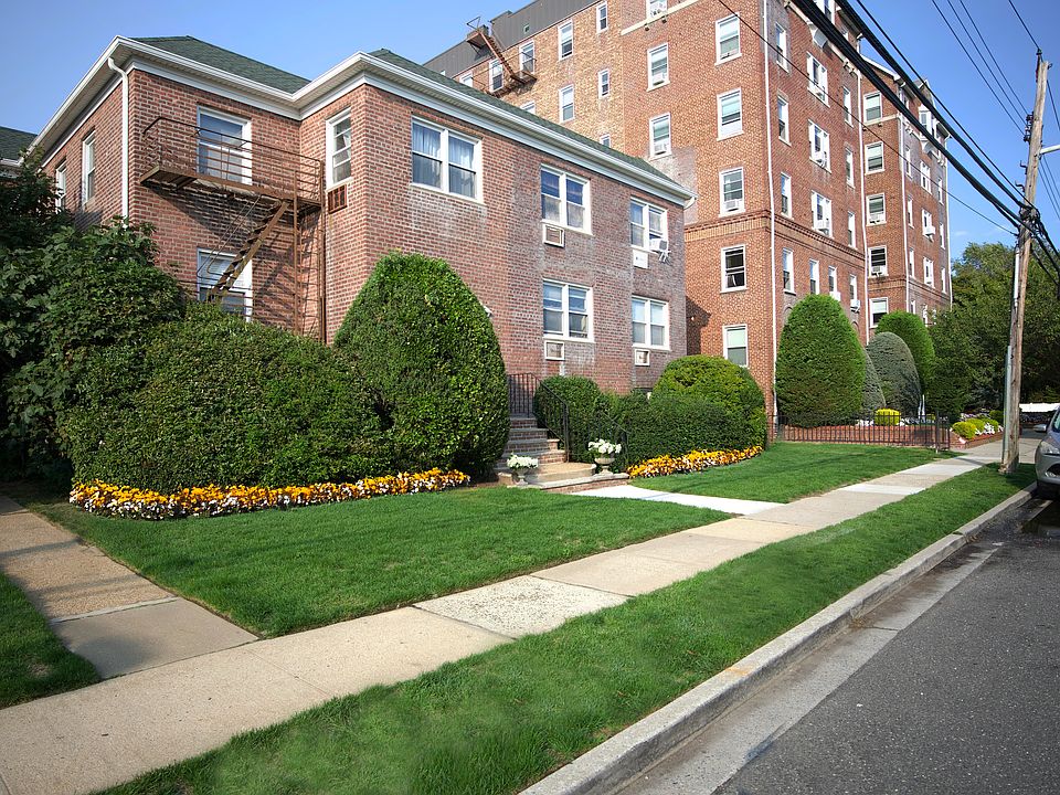 1st image of 45 Grand Ave
