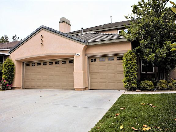 2nd image of 27497 Bottle Brush Way