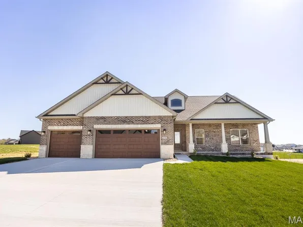 3740 Golfview Cir, Shiloh, IL 62221