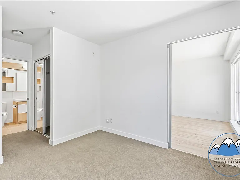 111 E 3rd St — Photo 13