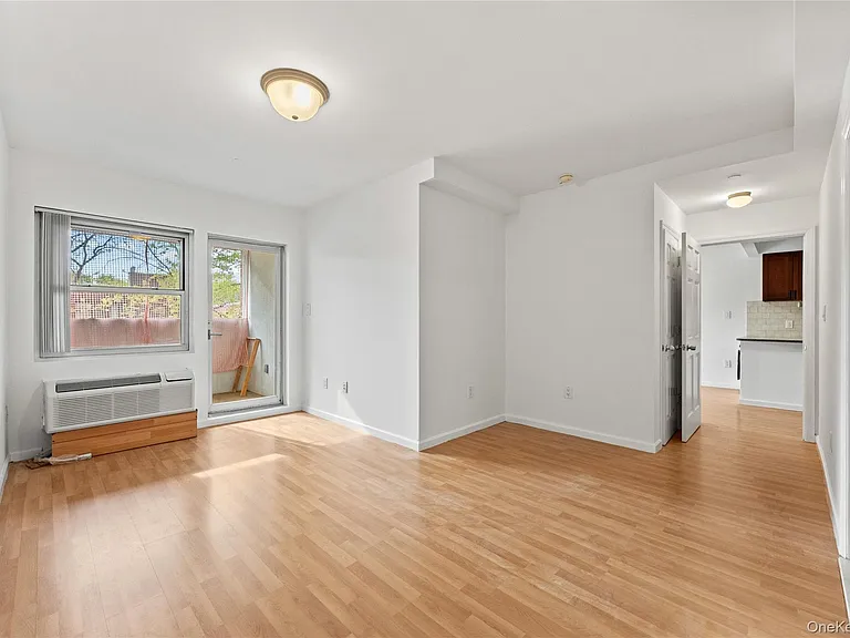 71-33 162nd St #3F — Photo 12