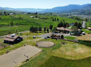 195 Staples Ln, Ashland, OR 97520