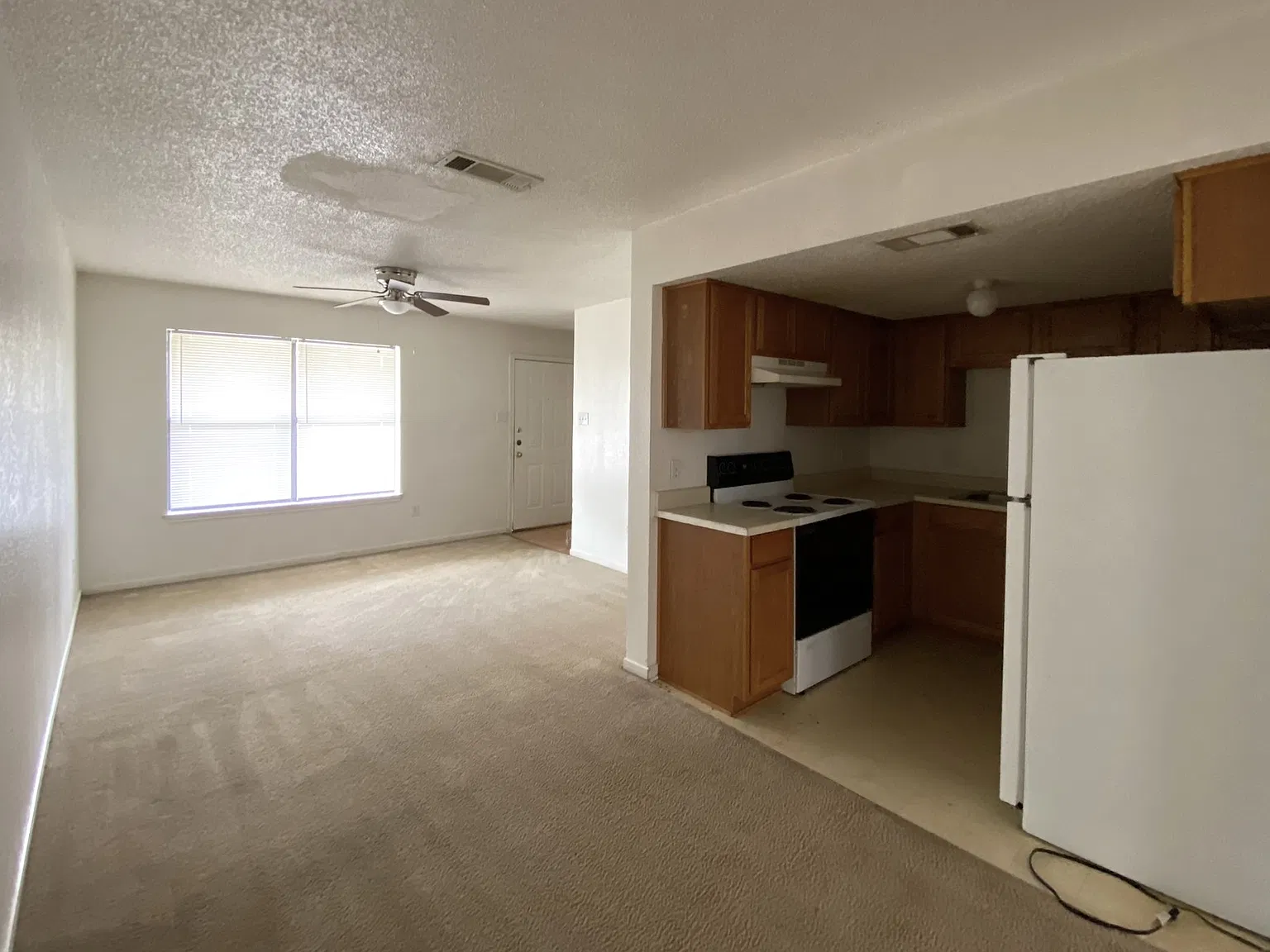 1307 Monroe Loop — Photo 4