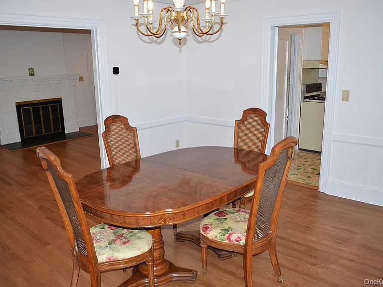 53 Ogden Ave — Photo 7