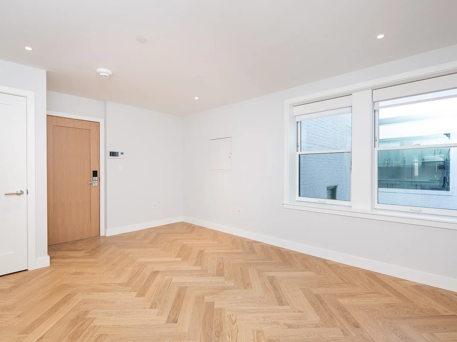 Studio, 1.0 bath, 315 sqft, $3,400 — Photo 4