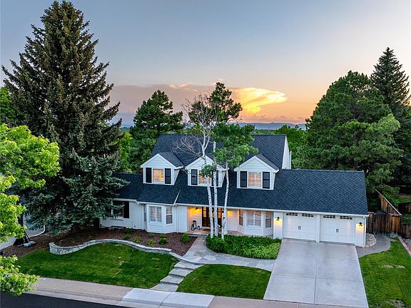 2nd image of 7243 S Olive Way