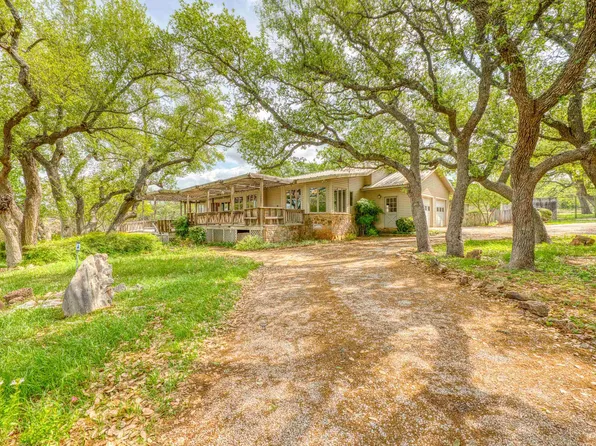 121 County Road 143, Burnet, TX 78611