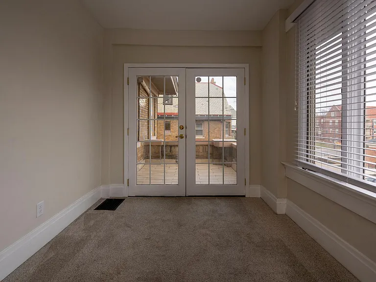 3349 Whitfield Ave #2 — Photo 35