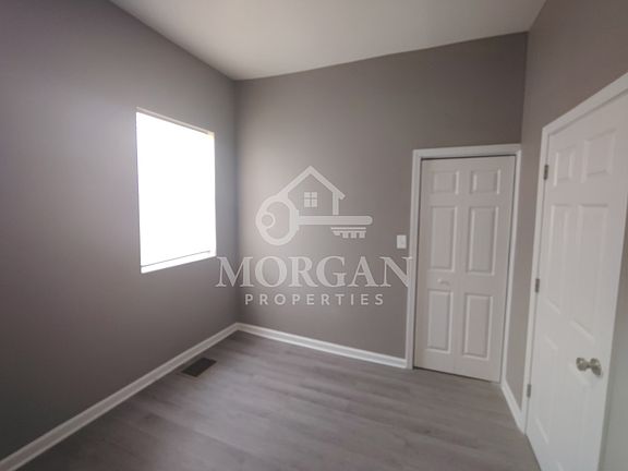 2nd image of 416 N Mulberry St