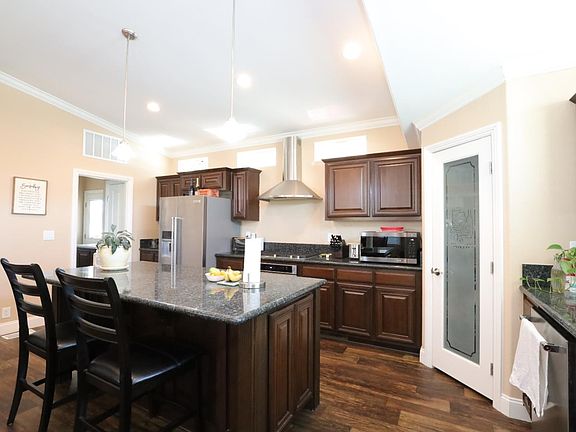 5th image of 415 Chateau La Salle Dr Unit 415