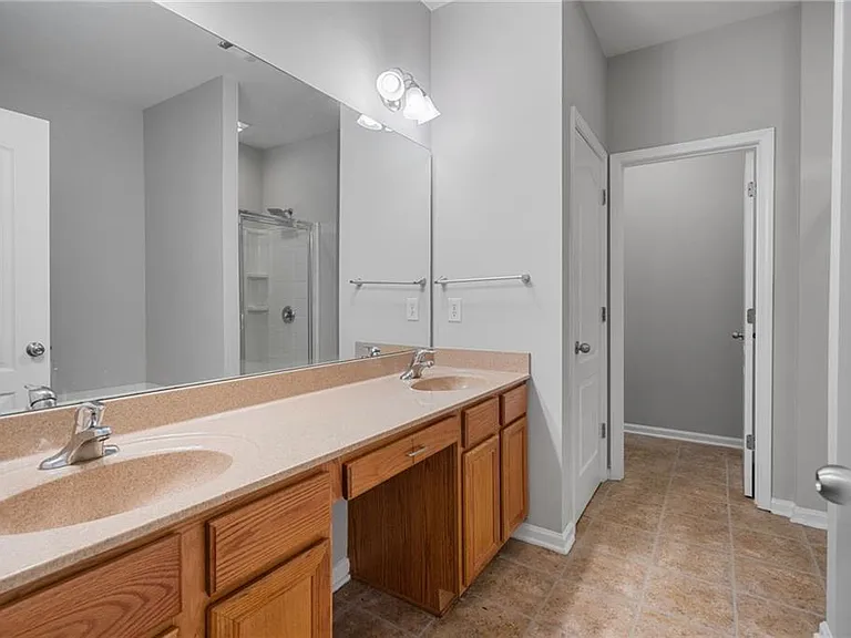 950 Firethorne Pass — Photo 24
