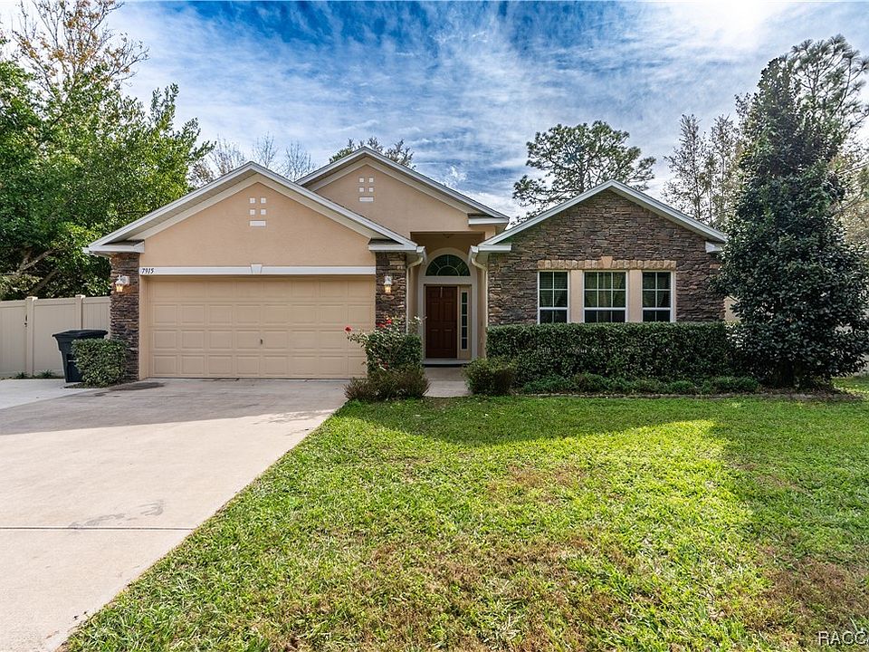 1st image of 7915 N Golfview Dr