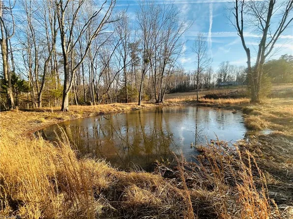 Asbury Rd, Mount Airy, NC 27030