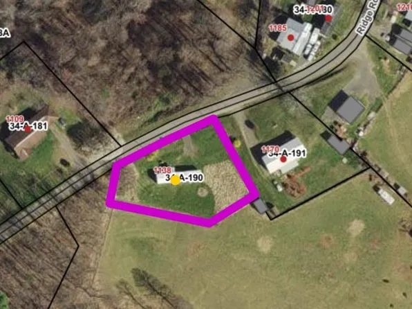 1138 Ridge Rd, Austinville, VA 24312