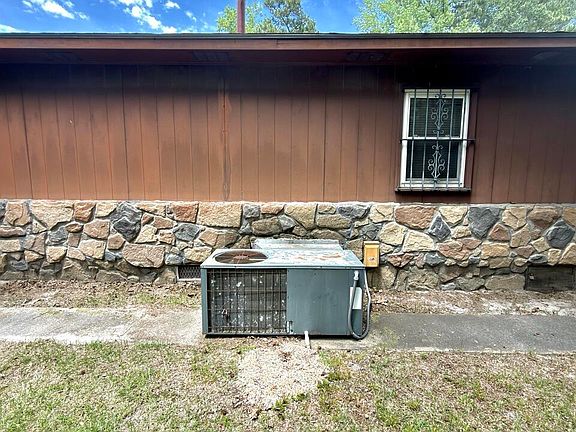 4th image of 7014 Zepher Rd