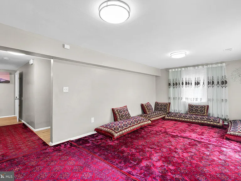 81 Watkins Park Dr #41 — Photo 31