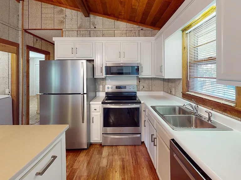 1593 W Kilbart Dr SW — Photo 12
