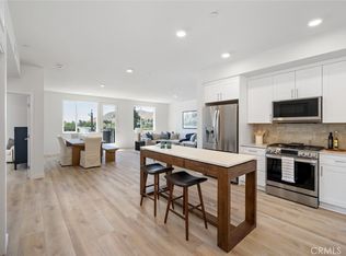 2475 Victoria Ave #204, San Luis Obispo, CA 93401