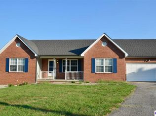67 Minks Ct, Vine Grove, KY 40175