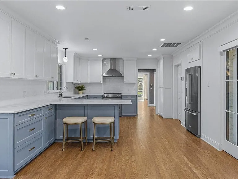 329 Eastwood Ave — Photo 19