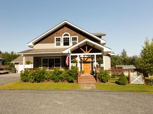 1716 Phoenix Rd, Seward, AK 99664