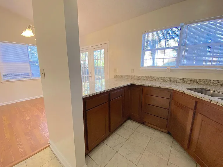 107 Macfarren Ln — Photo 5