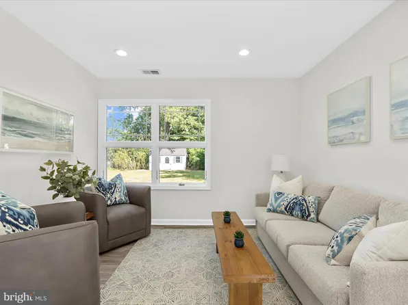 1903 Churchhill Ln, Chester, MD 21619