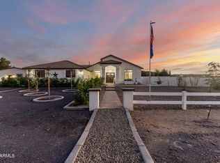 2863 E Cedar Waxwing Dr, Gilbert, AZ 85298