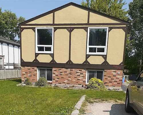 8080 Clairview Ave Photo 1