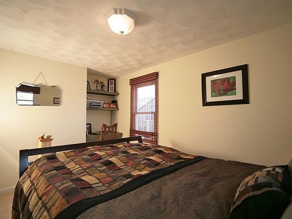 3rd image of 121 De Pasquale Ave