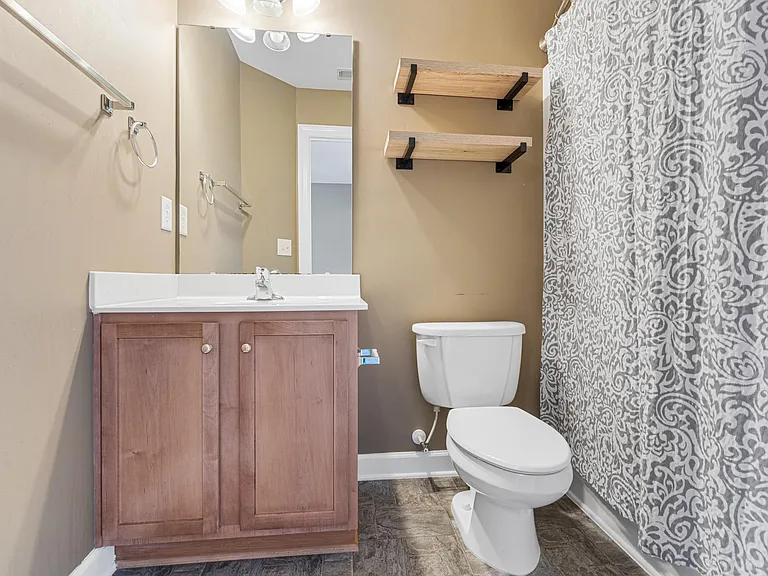 8007 Goldenrain Way — Photo 9