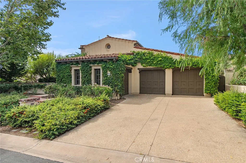 4 bed, 5.5 bath, 3954 sqft, $29,999 — Photo 1