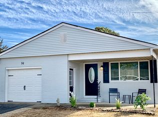 94 Virgin Islands Dr, Toms River, NJ 08757