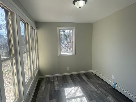 4th image of 80 Tillinghast St #1