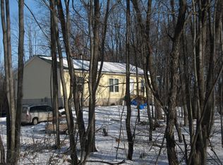 9642 Sober Rd, Fowlerville, MI 48836