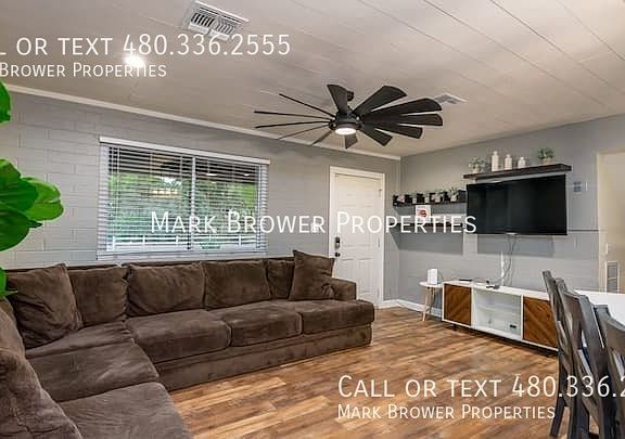 2nd image of 728 E Papago Dr