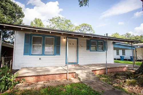 106 Doc Duhon St Photo 1